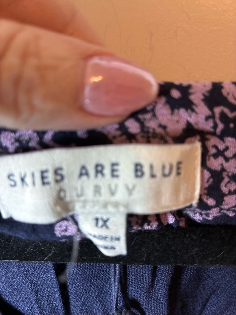 Skies Are Blue Navy Tunic with Pink Floral Print - Picture 6 of 6